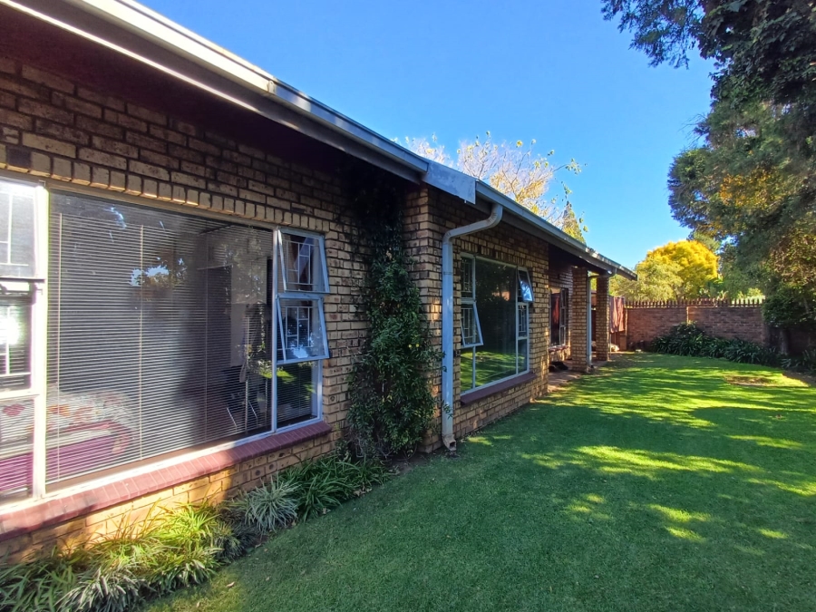 3 Bedroom Property for Sale in Vanderbijlpark Sw 2 Gauteng