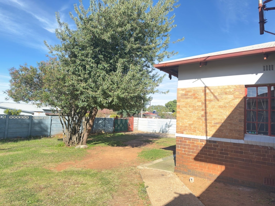 2 Bedroom Property for Sale in Chloorkop Gauteng