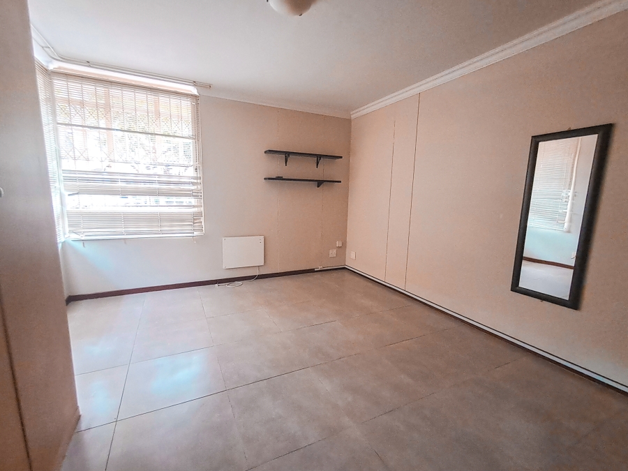 1 Bedroom Property for Sale in Hatfield Gauteng