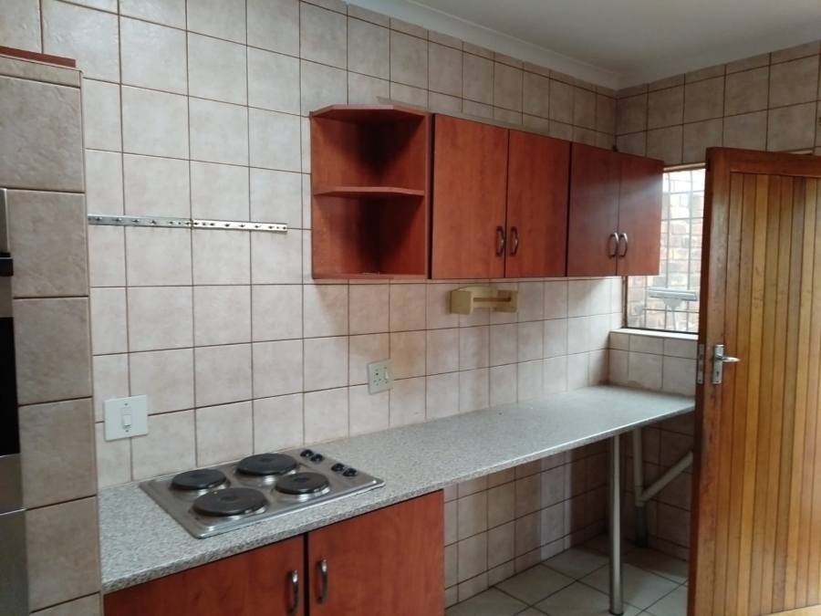 3 Bedroom Property for Sale in Birchleigh North Gauteng