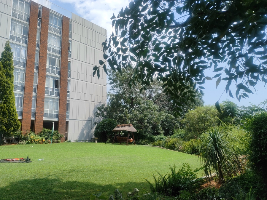 2 Bedroom Property for Sale in La Montagne Gauteng