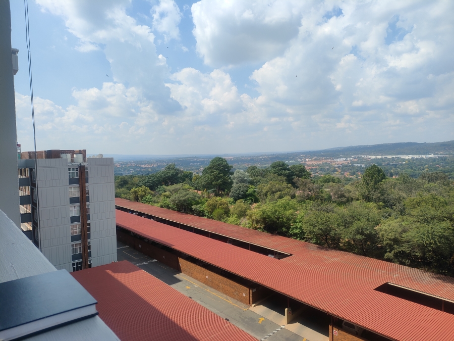 2 Bedroom Property for Sale in La Montagne Gauteng