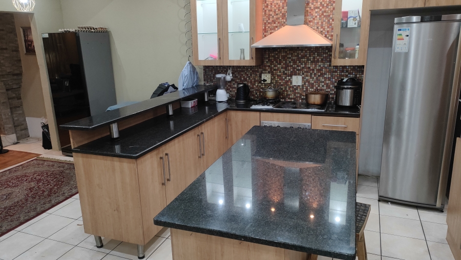 3 Bedroom Property for Sale in Silverton Gauteng