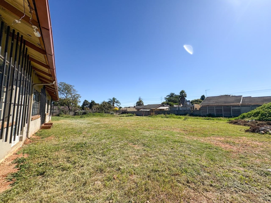 4 Bedroom Property for Sale in Simmerfield Gauteng
