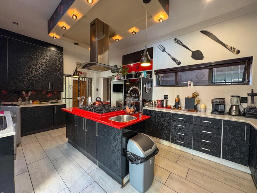 3 Bedroom Property for Sale in Brenthurst Gauteng