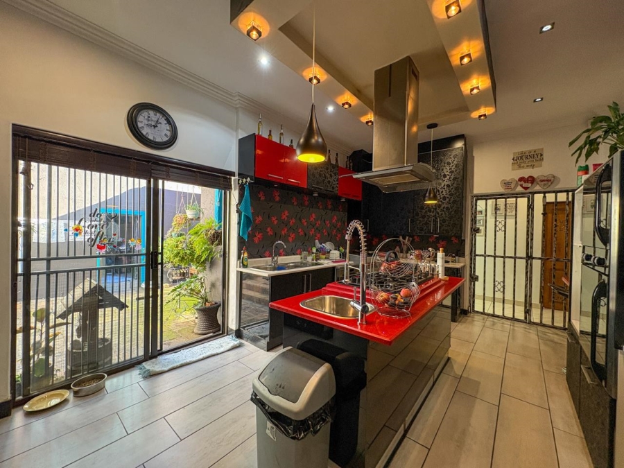 3 Bedroom Property for Sale in Brenthurst Gauteng