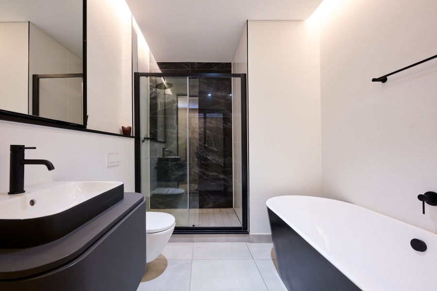 3 Bedroom Property for Sale in Waterfall Gauteng