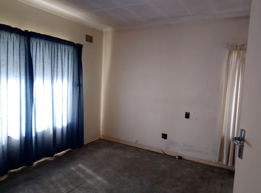 4 Bedroom Property for Sale in Casseldale Gauteng