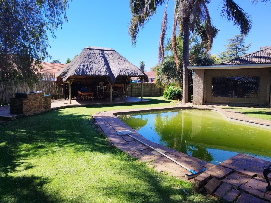 4 Bedroom Property for Sale in Allen Grove Gauteng
