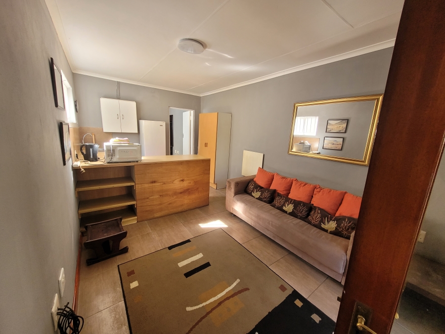 To Let 1 Bedroom Property for Rent in Blairgowrie Gauteng