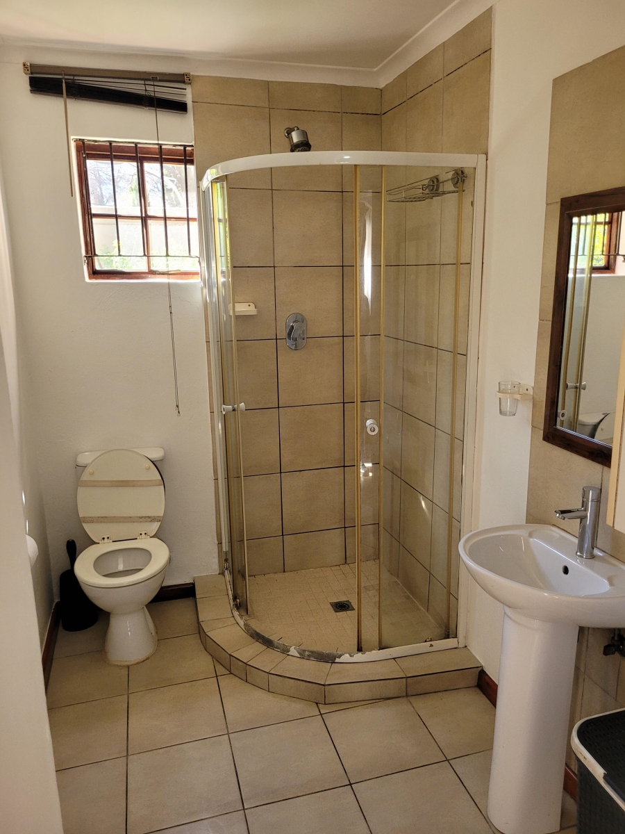 To Let 1 Bedroom Property for Rent in Blairgowrie Gauteng