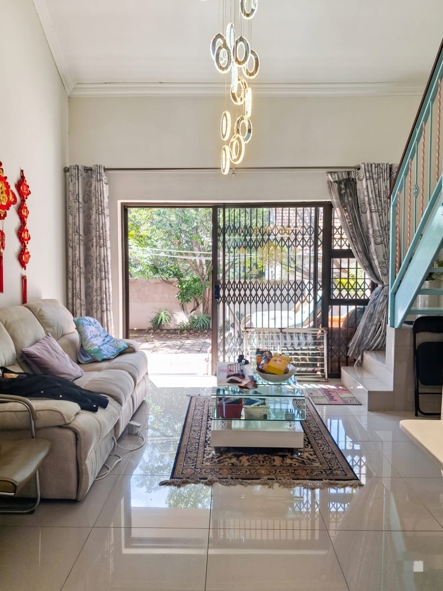 2 Bedroom Property for Sale in Broadacres Gauteng