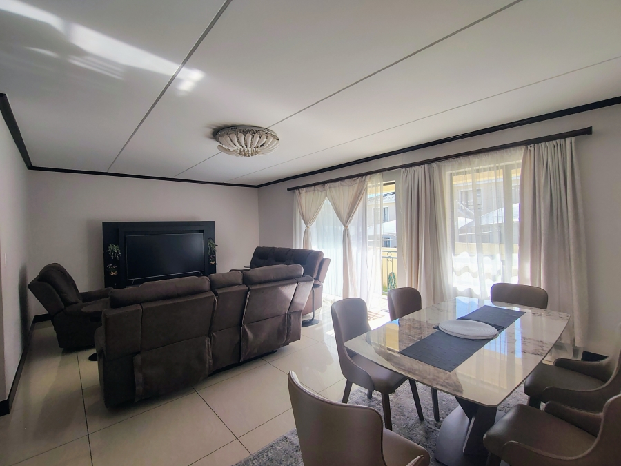To Let 3 Bedroom Property for Rent in Carlswald Gauteng
