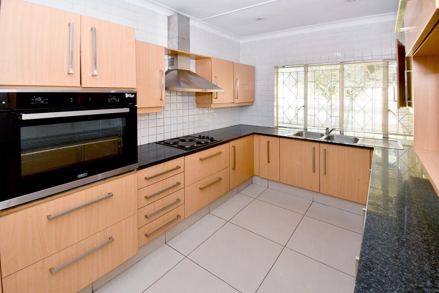 3 Bedroom Property for Sale in Parkmore Gauteng