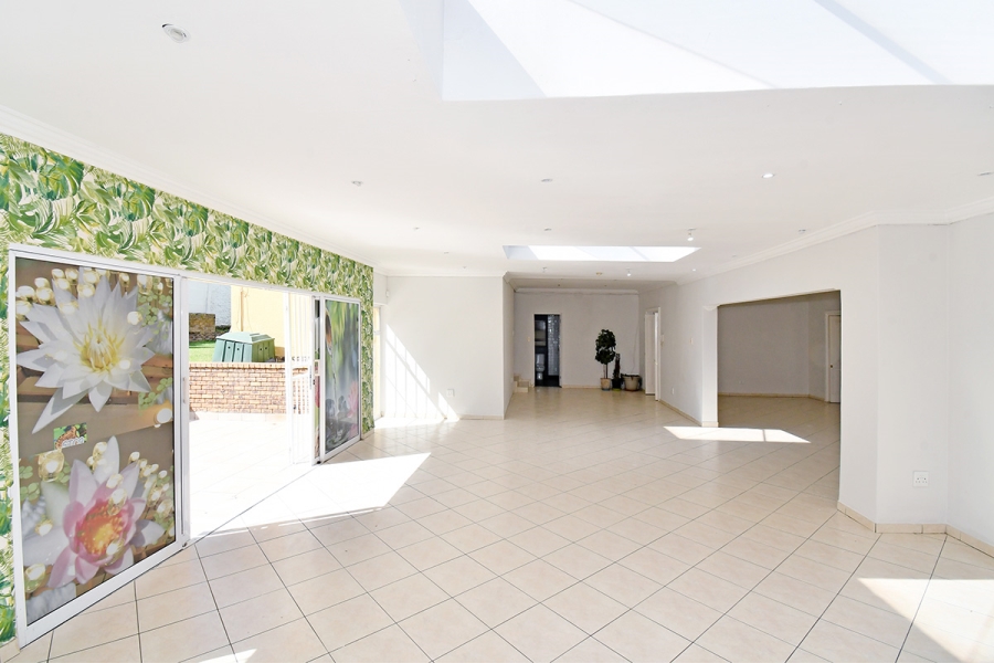 3 Bedroom Property for Sale in Parkmore Gauteng