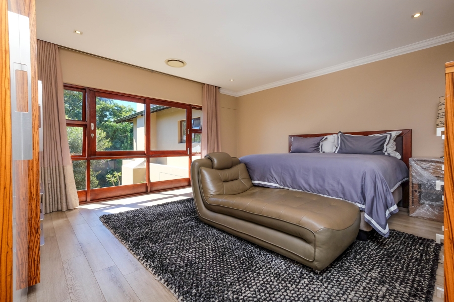 4 Bedroom Property for Sale in Hurlingham Gauteng