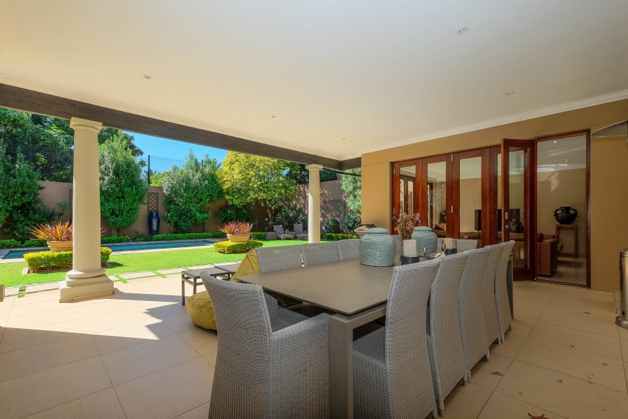 4 Bedroom Property for Sale in Hurlingham Gauteng