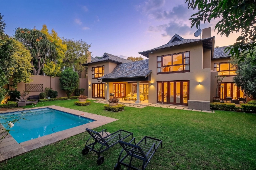 4 Bedroom Property for Sale in Hurlingham Gauteng