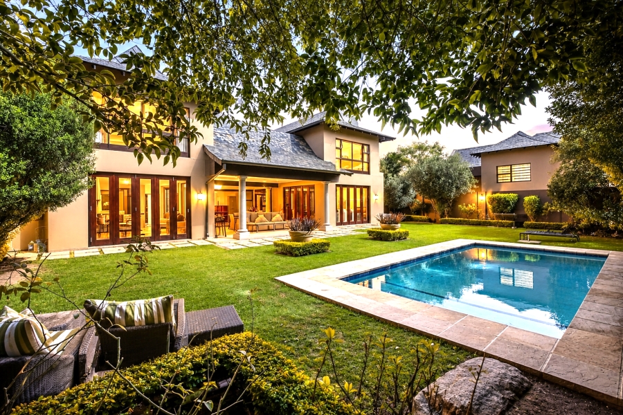 4 Bedroom Property for Sale in Hurlingham Gauteng