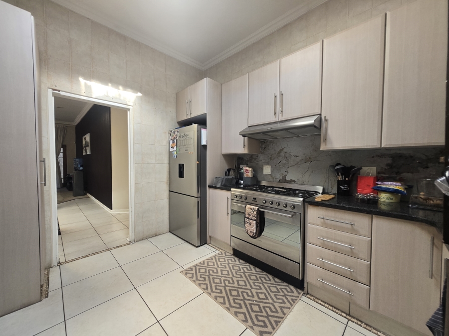 3 Bedroom Property for Sale in Norwood Gauteng