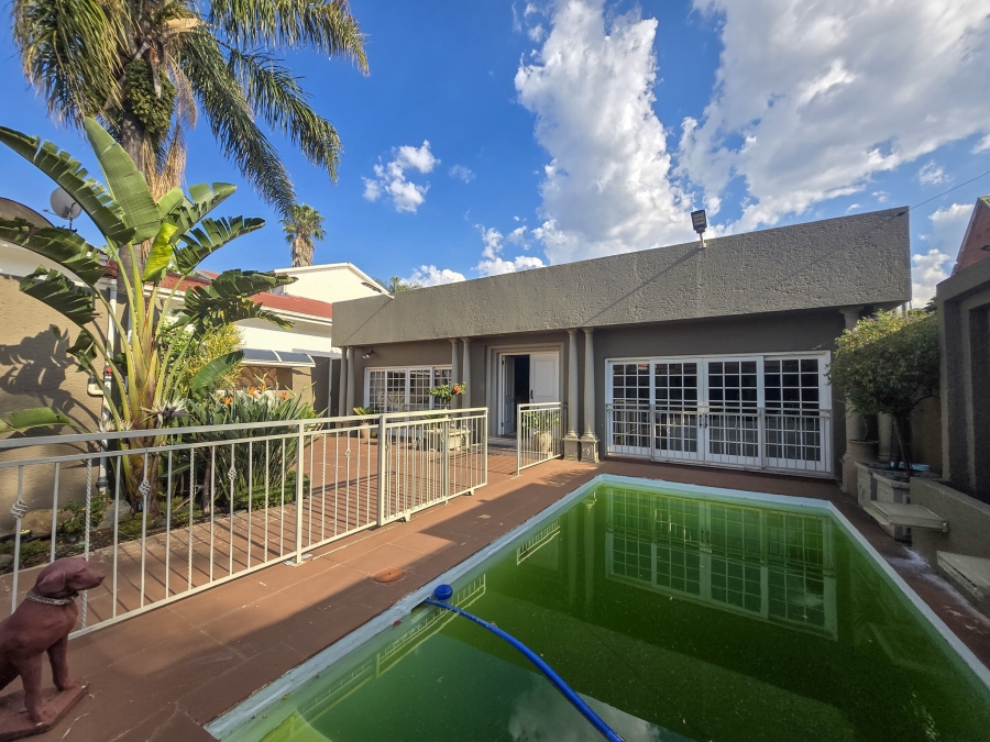 3 Bedroom Property for Sale in Norwood Gauteng