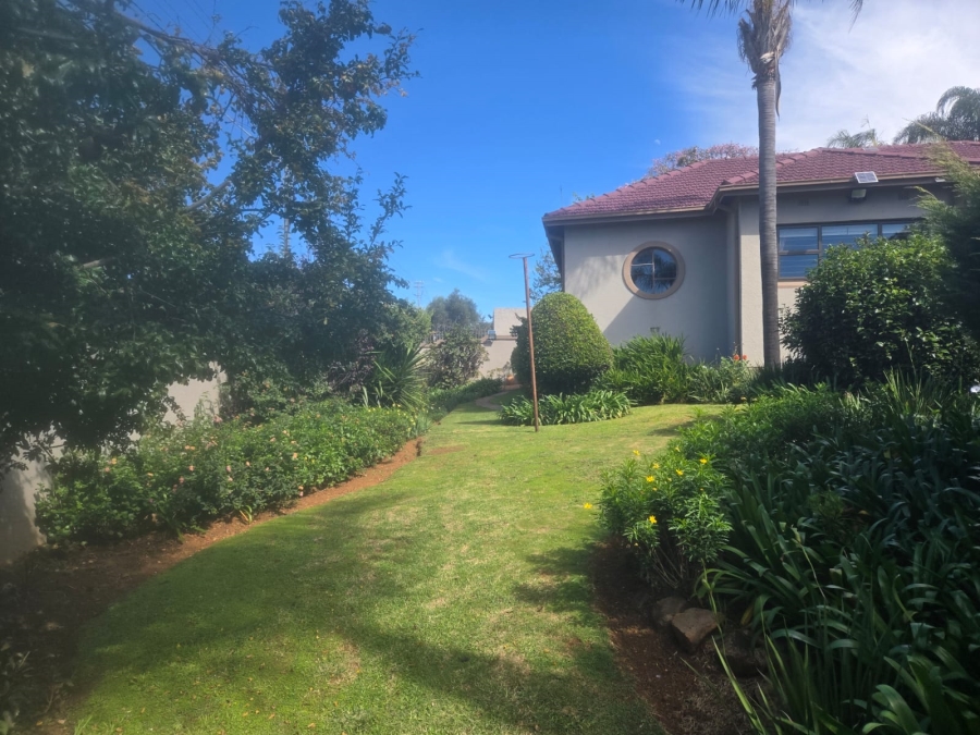 3 Bedroom Property for Sale in Cyrildene Gauteng