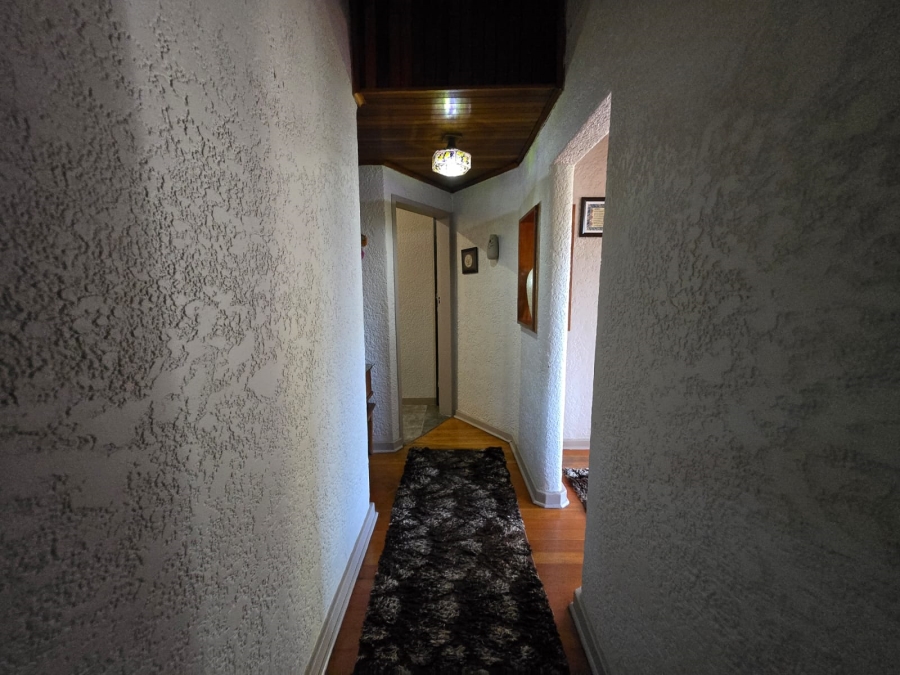3 Bedroom Property for Sale in Cyrildene Gauteng