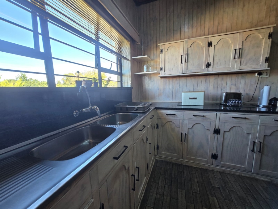3 Bedroom Property for Sale in Cyrildene Gauteng