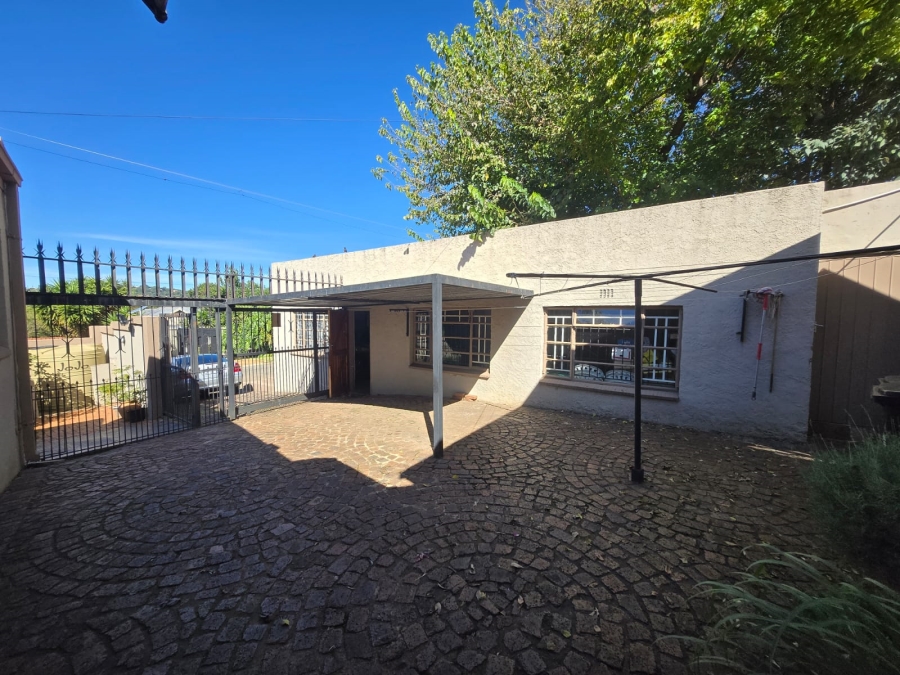 3 Bedroom Property for Sale in Cyrildene Gauteng