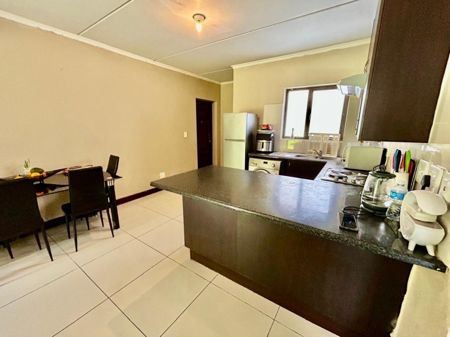 2 Bedroom Property for Sale in Erand Gardens Gauteng