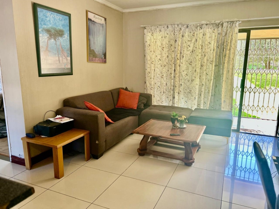 2 Bedroom Property for Sale in Erand Gardens Gauteng