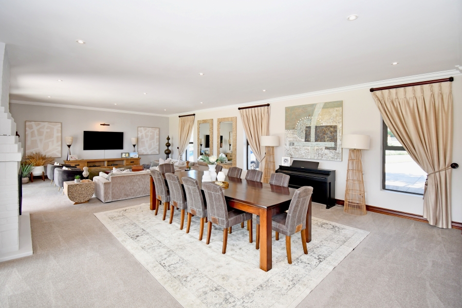4 Bedroom Property for Sale in Waterfall Equestrian Estate Gauteng