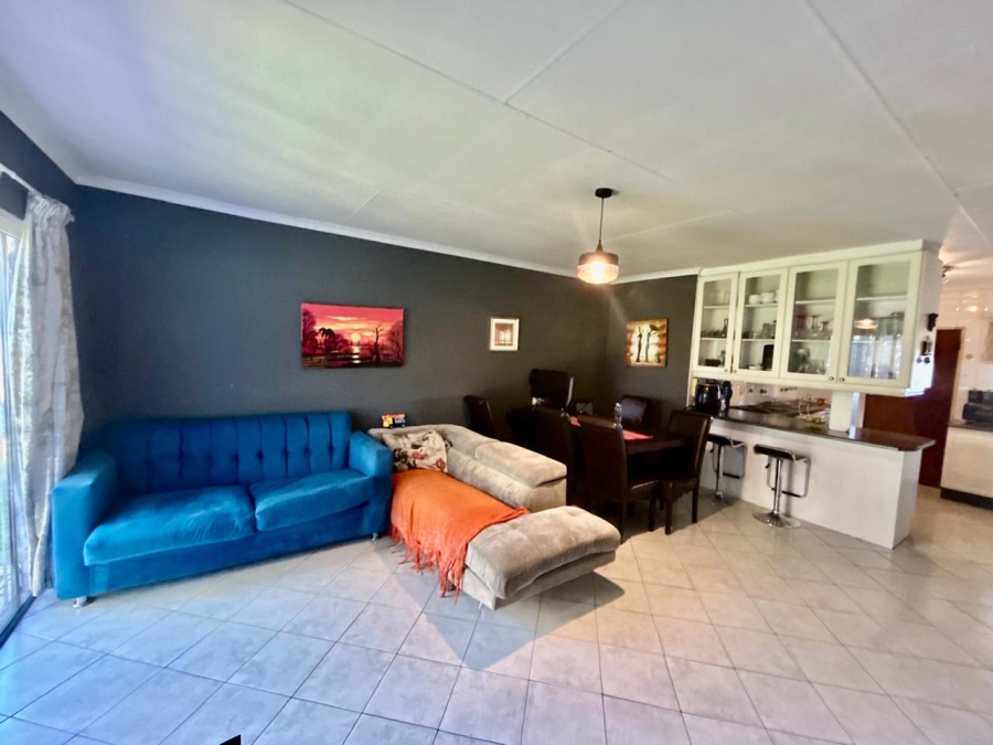 4 Bedroom Property for Sale in Halfway Gardens Gauteng
