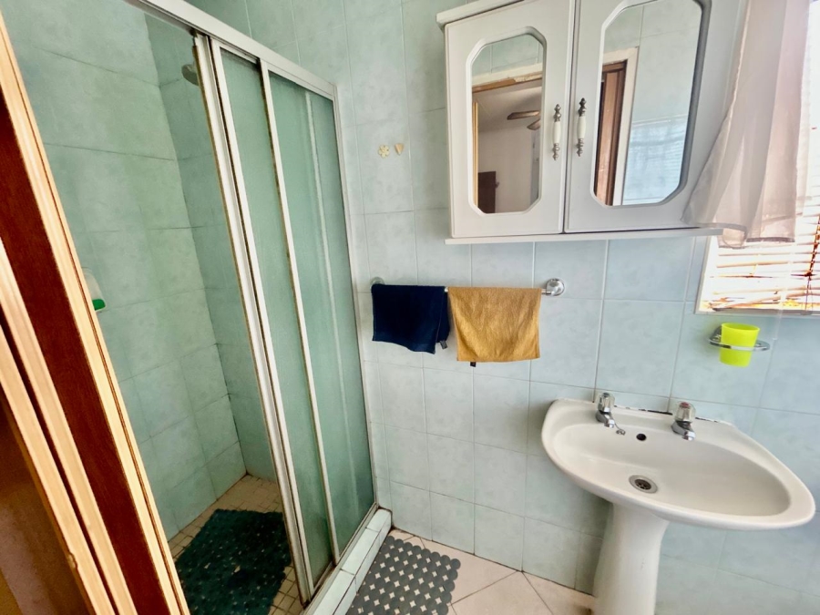 4 Bedroom Property for Sale in Halfway Gardens Gauteng