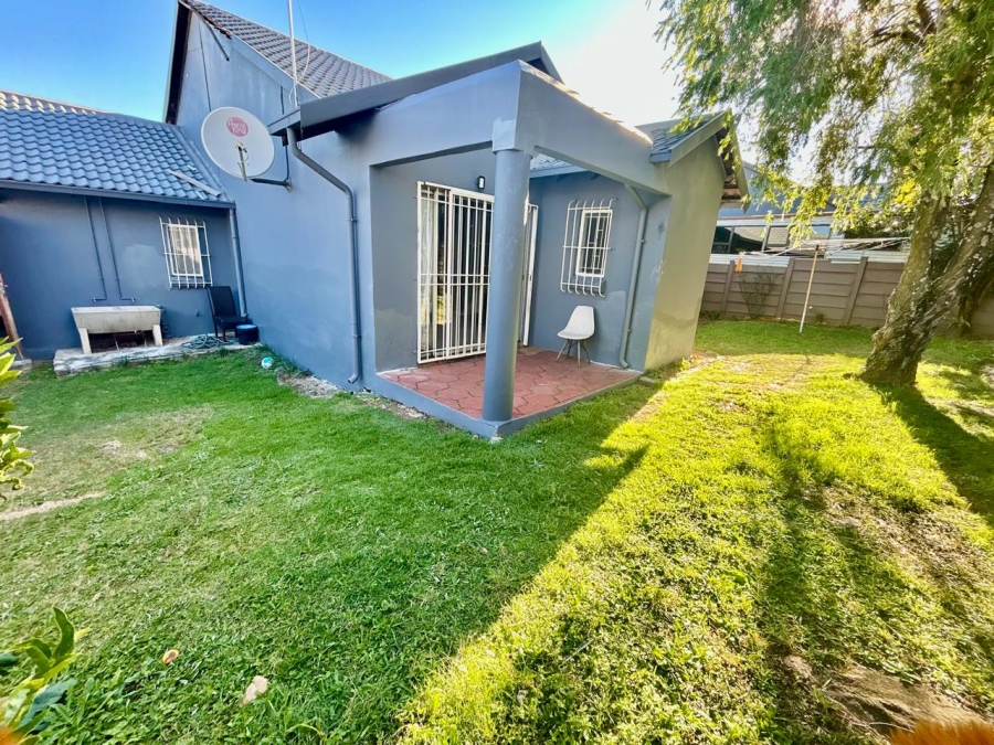 4 Bedroom Property for Sale in Halfway Gardens Gauteng