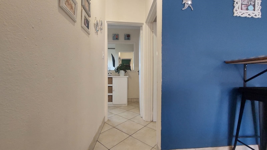 2 Bedroom Property for Sale in Robinpark Gauteng