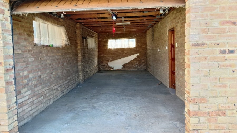 3 Bedroom Property for Sale in Greenhills Ext 3 Gauteng