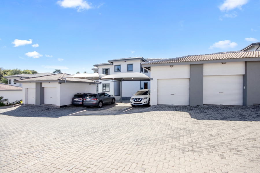 3 Bedroom Property for Sale in Ferndale Gauteng