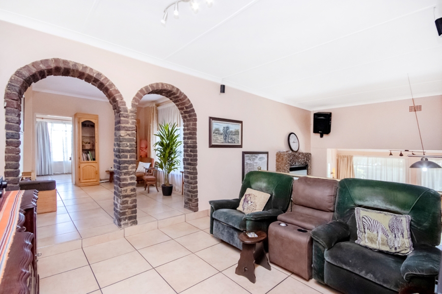 4 Bedroom Property for Sale in Discovery Gauteng