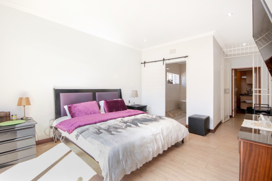 4 Bedroom Property for Sale in Discovery Gauteng
