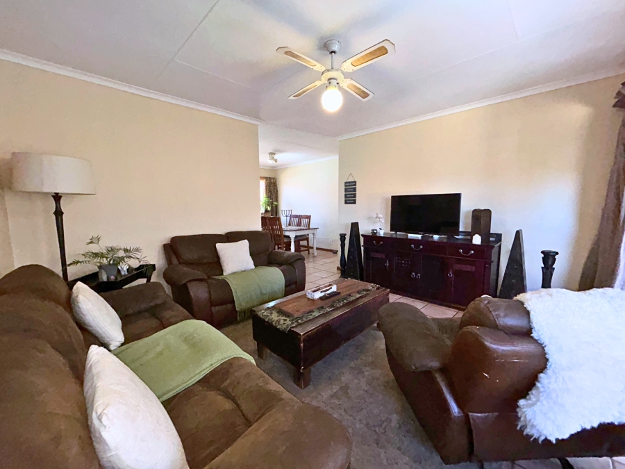 3 Bedroom Property for Sale in Hennopspark Gauteng