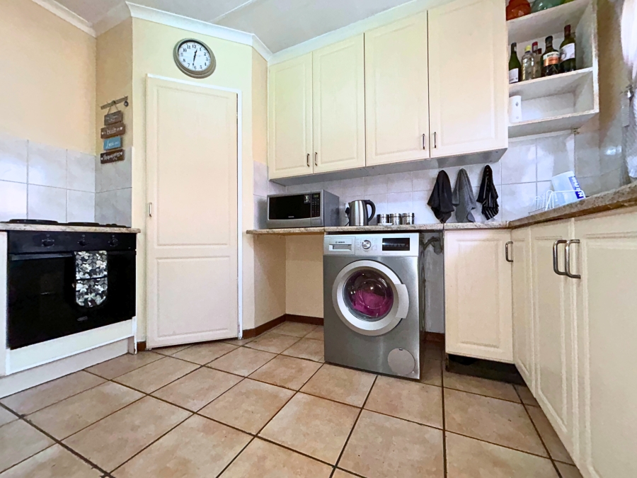 3 Bedroom Property for Sale in Hennopspark Gauteng