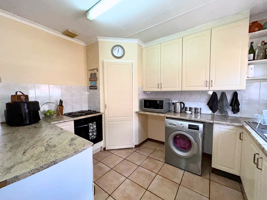 3 Bedroom Property for Sale in Hennopspark Gauteng