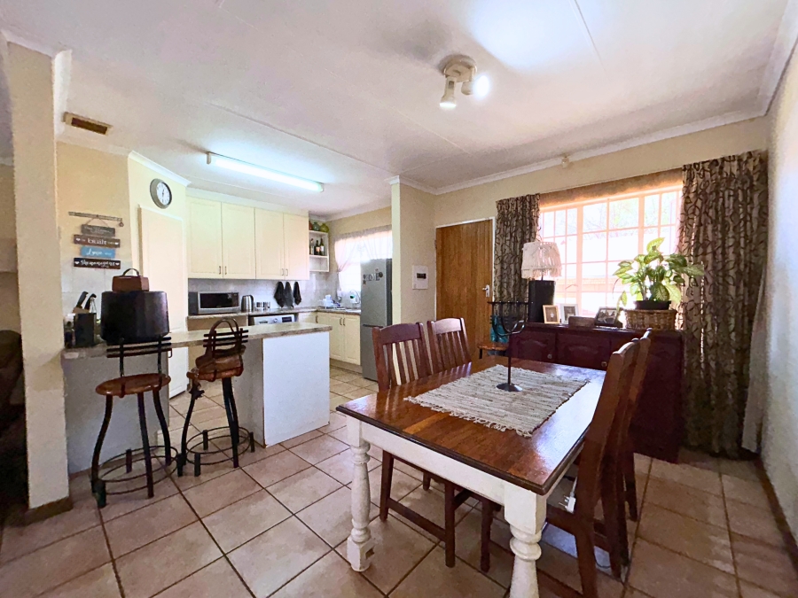 3 Bedroom Property for Sale in Hennopspark Gauteng