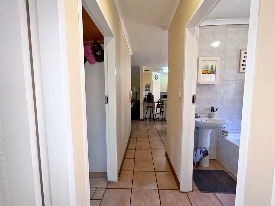3 Bedroom Property for Sale in Hennopspark Gauteng