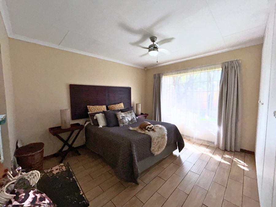 3 Bedroom Property for Sale in Hennopspark Gauteng