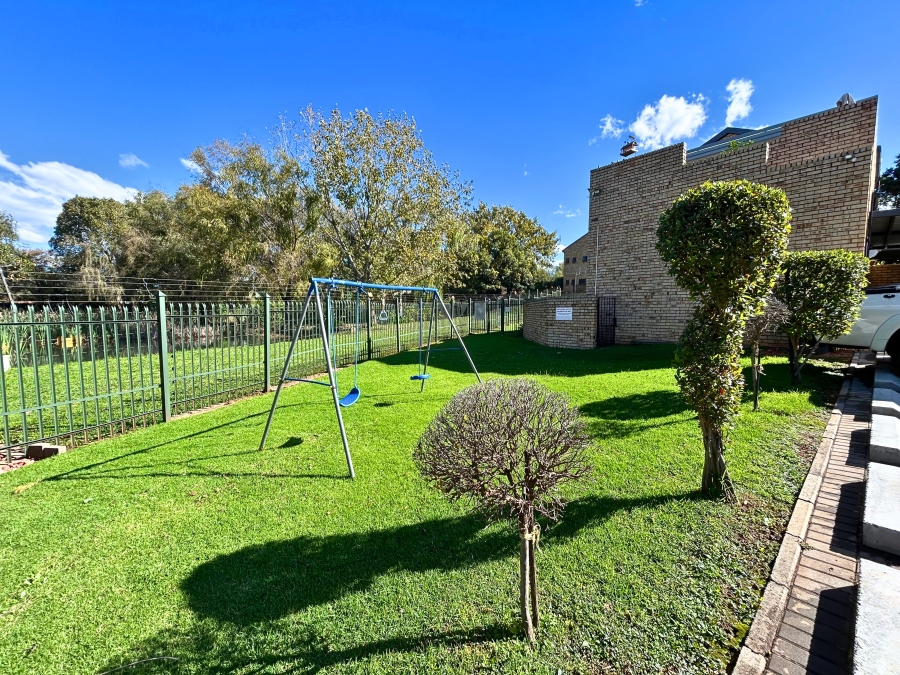 3 Bedroom Property for Sale in Hennopspark Gauteng