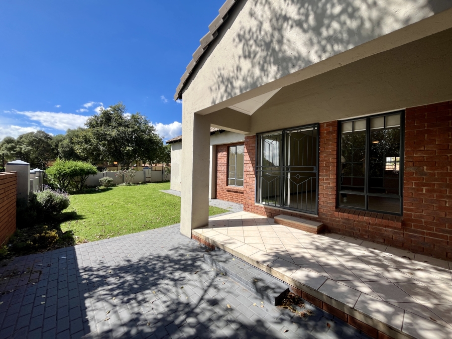 4 Bedroom Property for Sale in Mooikloof Ridge Gauteng
