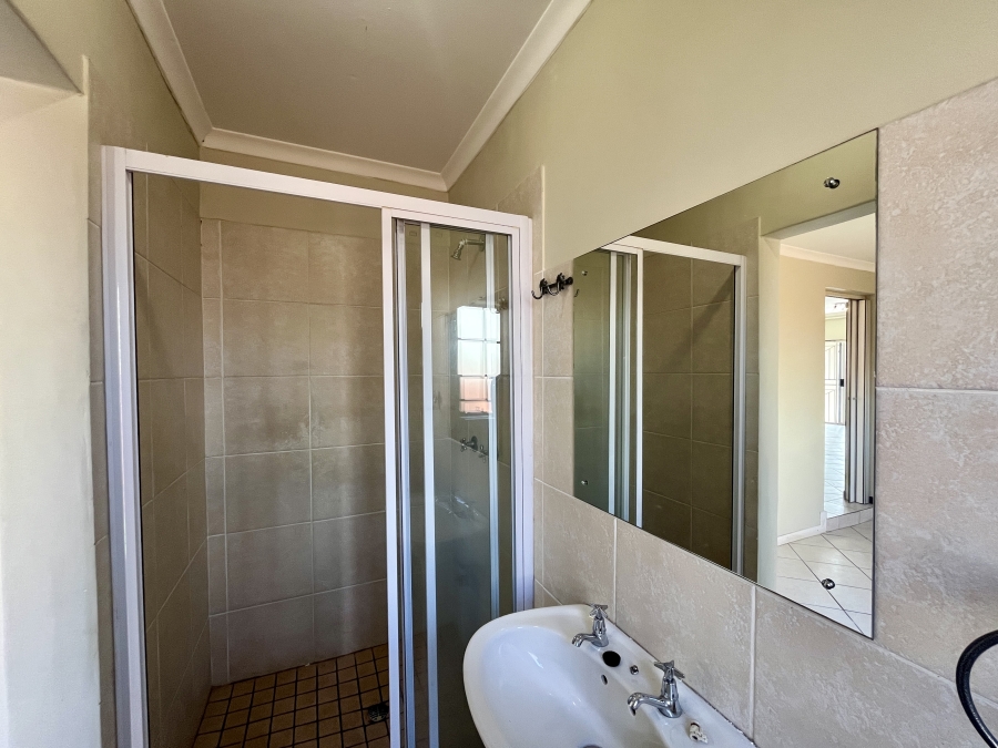 4 Bedroom Property for Sale in Mooikloof Ridge Gauteng