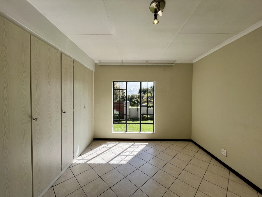 4 Bedroom Property for Sale in Mooikloof Ridge Gauteng